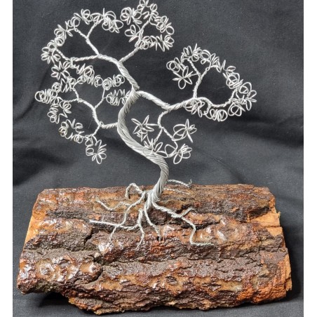 Arbre déco en métal style bonsaï sur écorce de bois vernis