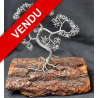 Arbre déco en métal style bonsaï sur écorce de bois vernis Arbre déco en métal style bonsaï sur écorce de bois vernis